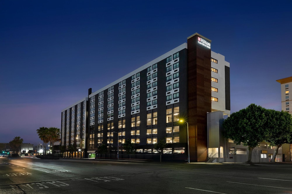 Hilton Garden Inn LAX Los Angeles Airport — Hotel building in Los Angeles, California