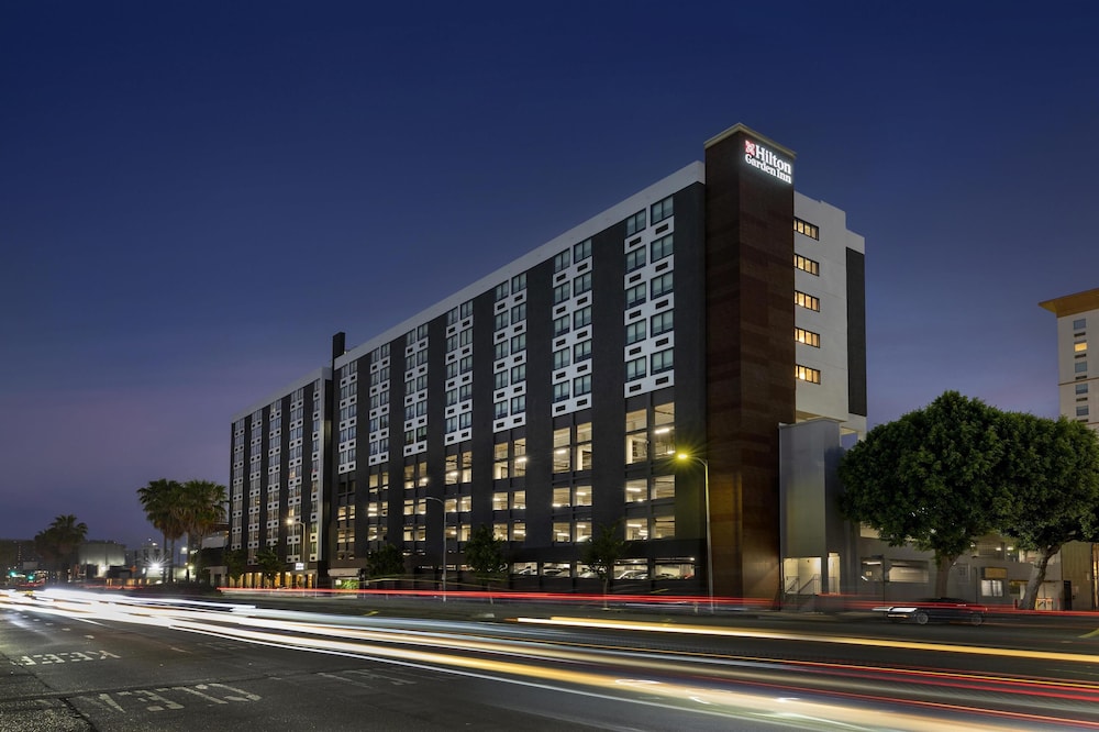 Hilton Garden Inn LAX Los Angeles Airport — Hotel building in Los Angeles, California