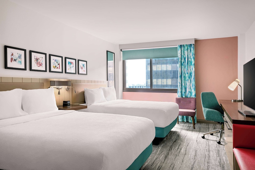 Hilton Garden Inn LAX Los Angeles Airport — Hotel rooms in Los Angeles, California