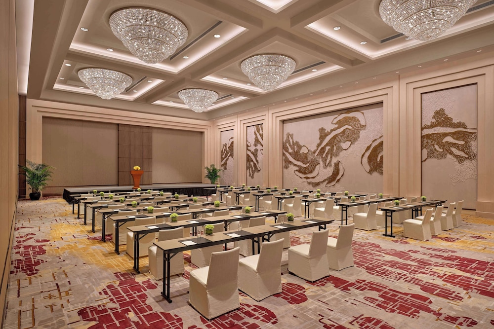 Grand Hyatt Beijing — Restaurant & bars in Beijing, Beijing