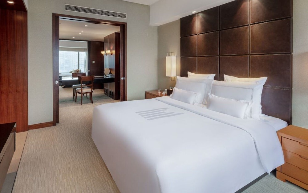 Grand Millennium Beijing — Hotel rooms in Beijing, Beijing
