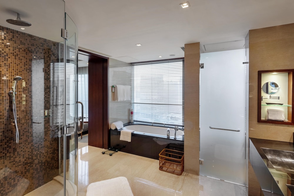 Grand Millennium Beijing — Hotel rooms in Beijing, Beijing