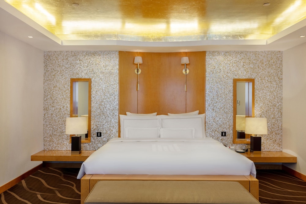 Grand Millennium Beijing — Hotel rooms in Beijing, Beijing