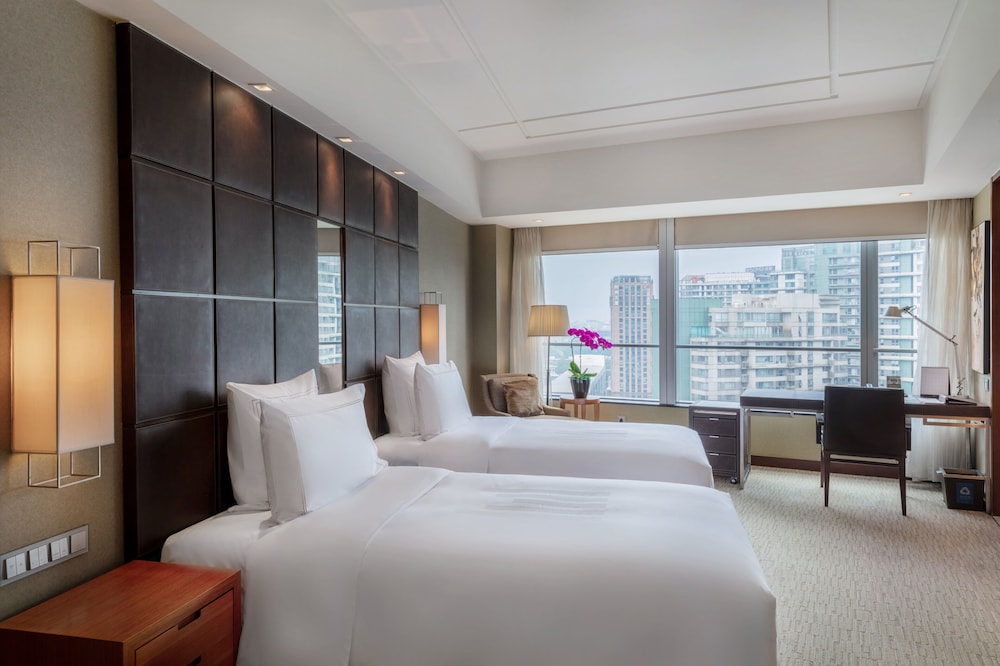 Grand Millennium Beijing — Hotel rooms in Beijing, Beijing