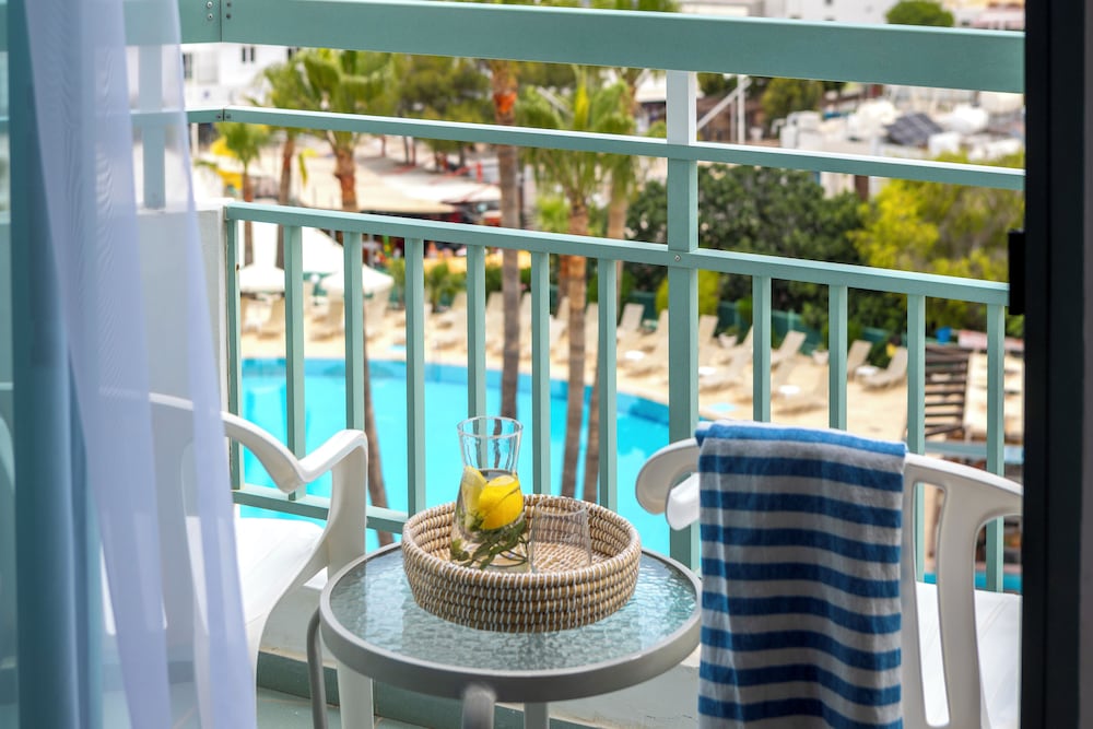 Antigoni Hotel — Hotel rooms in Protaras, Famagusta Region