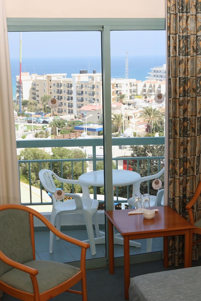 Antigoni Hotel — Hotel rooms in Protaras, Famagusta Region