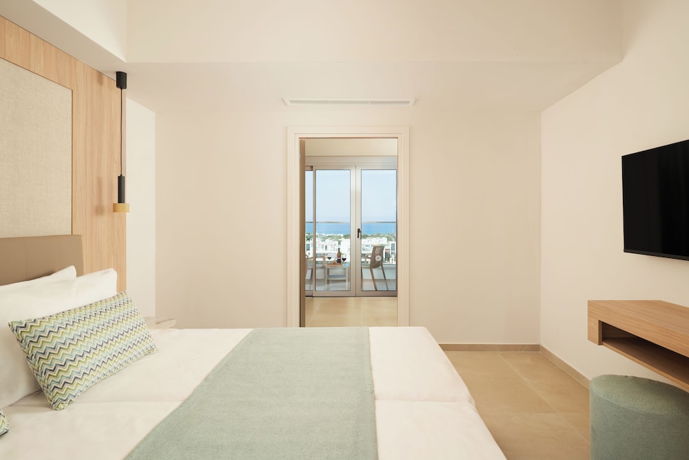 Maris Grand Waterpark Resort — Hotel rooms in Protaras, Famagusta Region