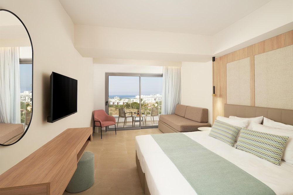 Maris Grand Waterpark Resort — Hotel rooms in Protaras, Famagusta Region