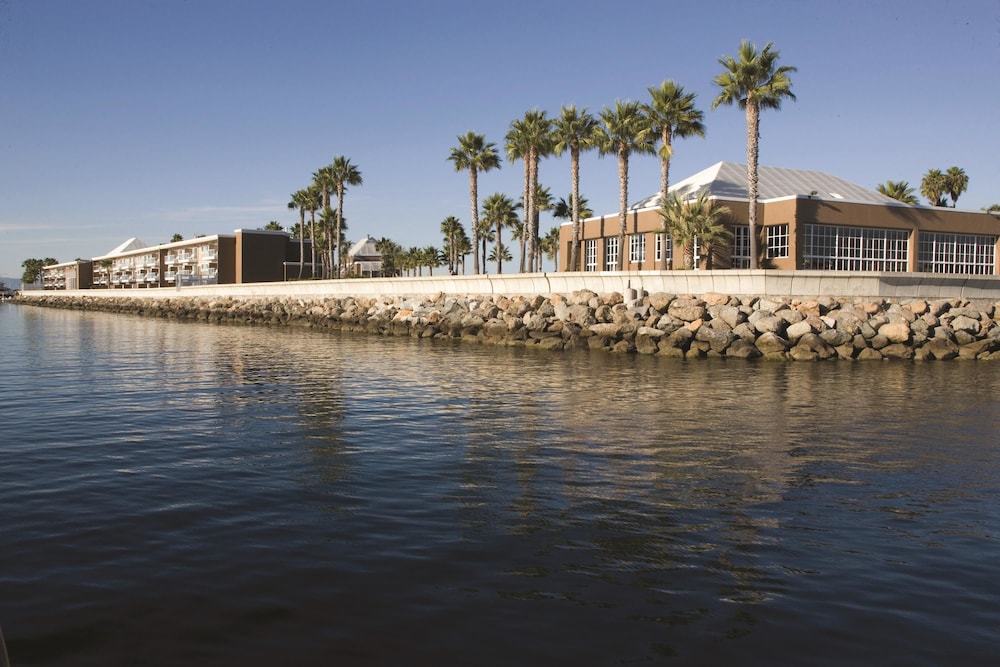 Portofino Hotel & Marina — Hotel building in Redondo Beach, California