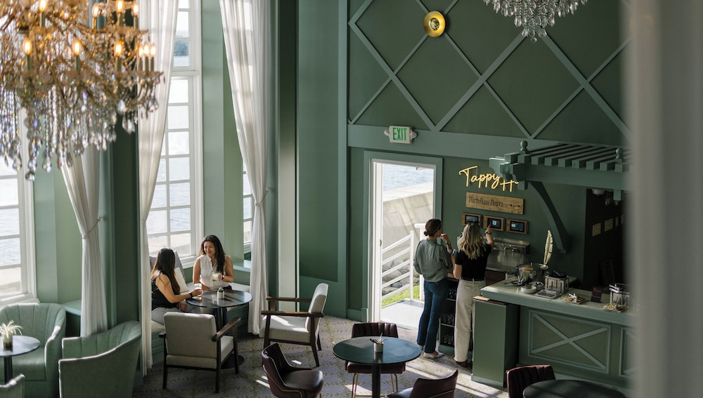 Portofino Hotel & Marina — Restaurant & bars in Redondo Beach, California
