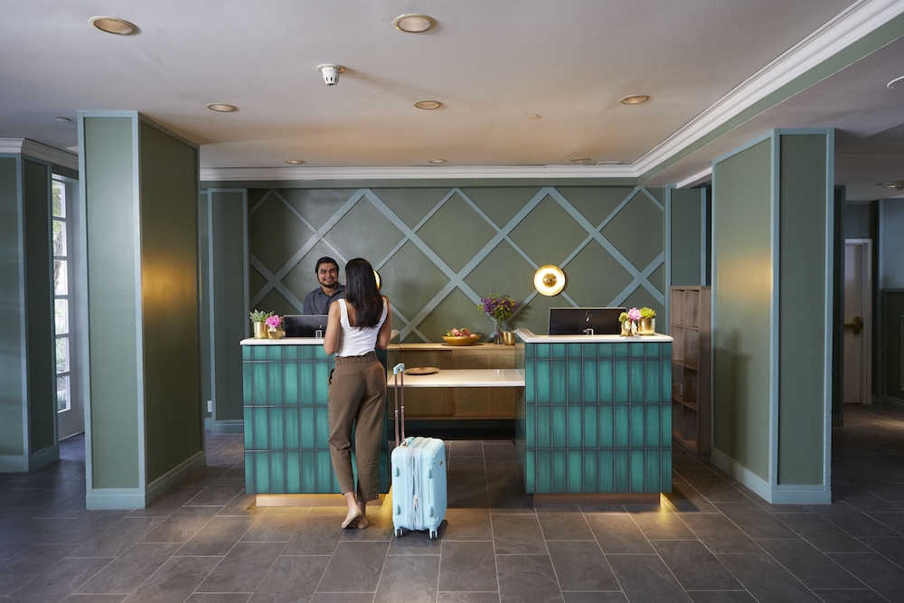 Portofino Hotel & Marina — Hotel building in Redondo Beach, California