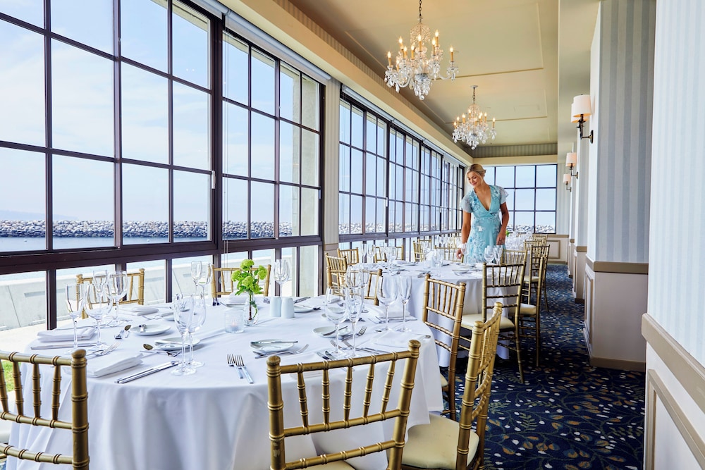 Portofino Hotel & Marina — Restaurant & bars in Redondo Beach, California