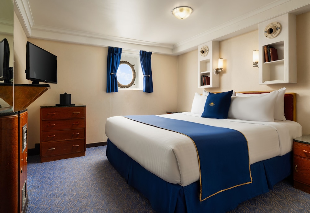 The Queen Mary — Hotel rooms in Wilmington, California