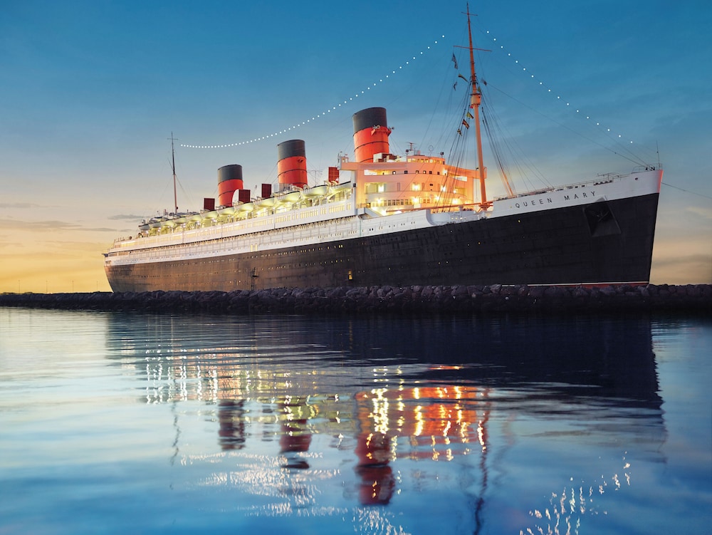 The Queen Mary — Attractions in the area in Wilmington, California
