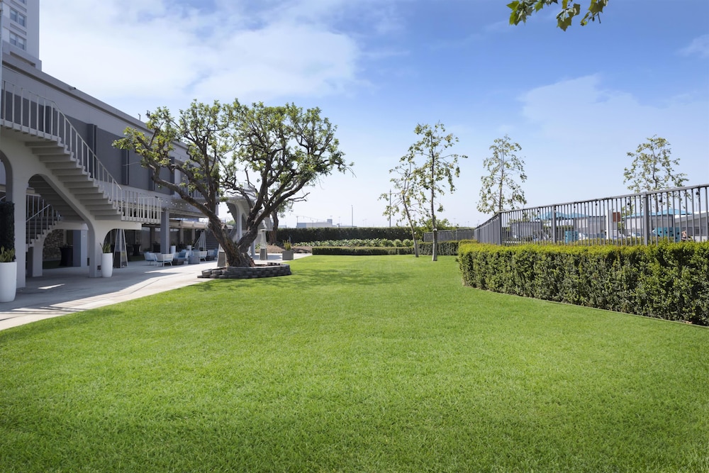Hyatt Regency Los Angeles International Airport — Hotel building in Los Angeles, California