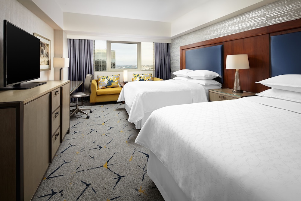 Sheraton Gateway Los Angeles Hotel — Hotel rooms in Los Angeles, California