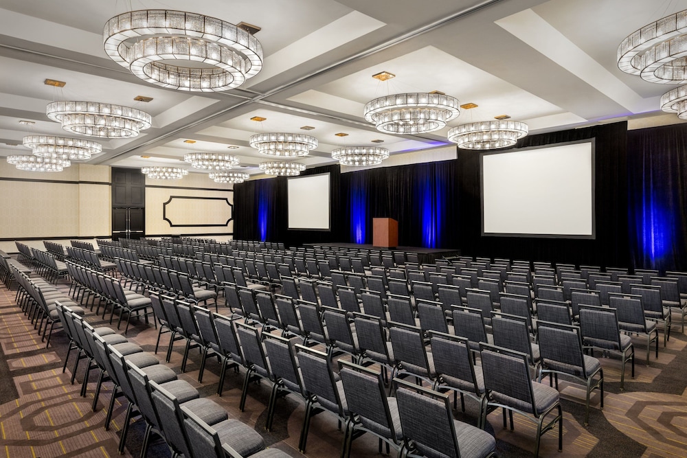 Sheraton Gateway Los Angeles Hotel — Hotel building in Los Angeles, California