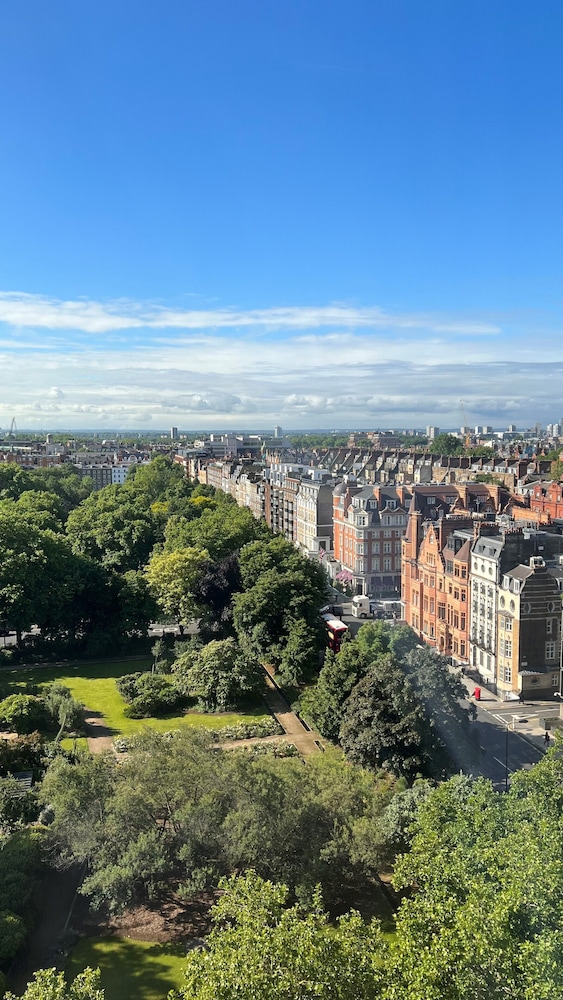 Jumeirah Carlton Tower London - zdjęcie 2