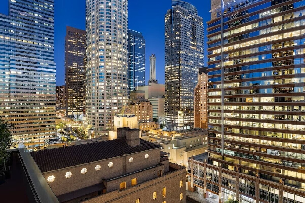 The Delphi Hotel — Main photo in Los Angeles, California