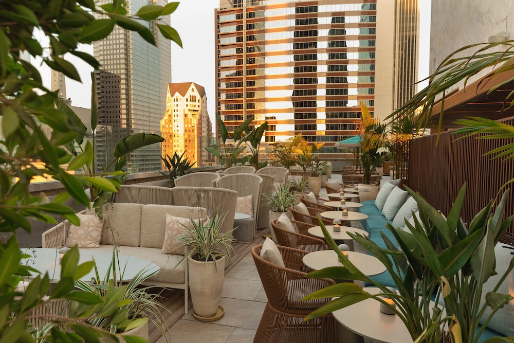 The Delphi Hotel — Restaurant & bars in Los Angeles, California