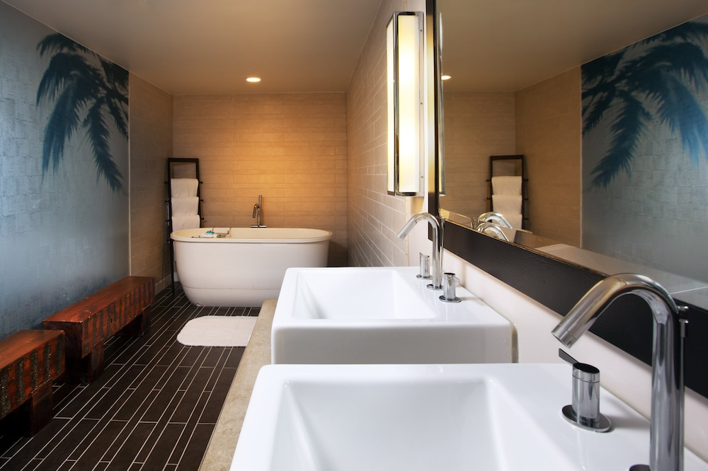 W Los Angeles - West Beverly Hills — Hotel rooms in Los Angeles, California