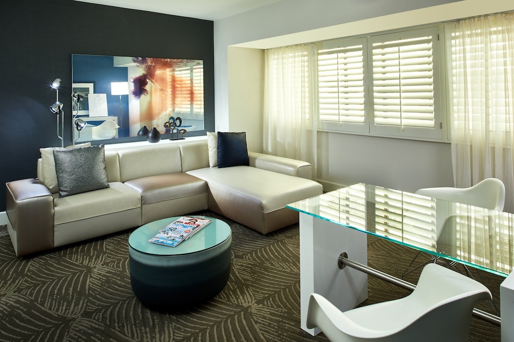 W Los Angeles - West Beverly Hills — Hotel rooms in Los Angeles, California