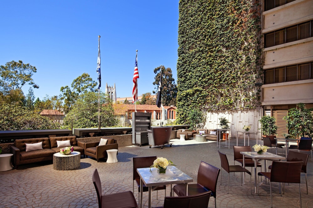 W Los Angeles - West Beverly Hills — Restaurant & bars in Los Angeles, California
