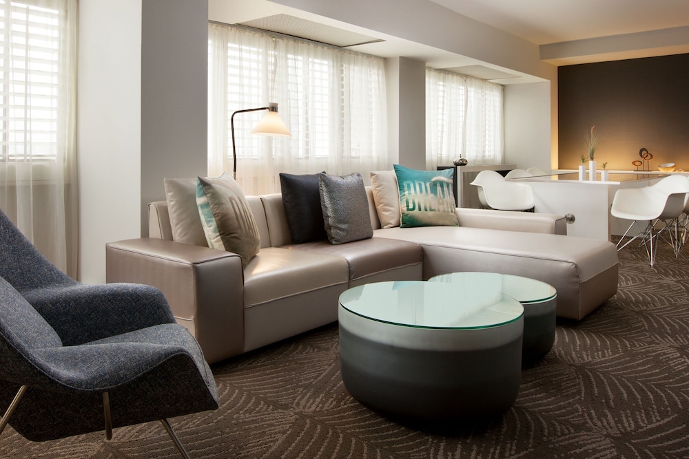 W Los Angeles - West Beverly Hills — Hotel rooms in Los Angeles, California