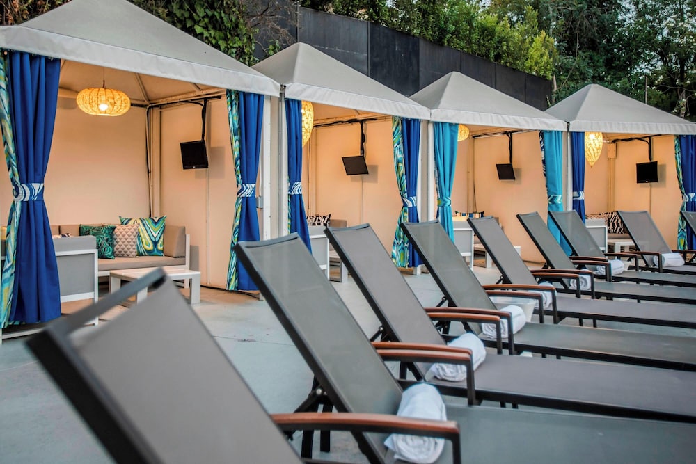 W Los Angeles - West Beverly Hills — Swimming pool in Los Angeles, California