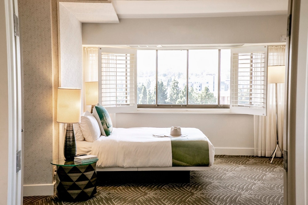 W Los Angeles - West Beverly Hills — Hotel rooms in Los Angeles, California