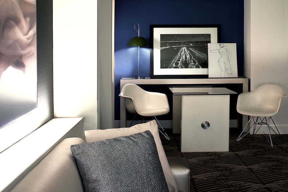 W Los Angeles - West Beverly Hills — Hotel rooms in Los Angeles, California