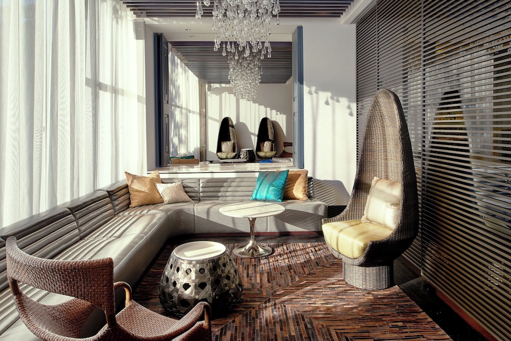 W Los Angeles - West Beverly Hills — Hotel rooms in Los Angeles, California