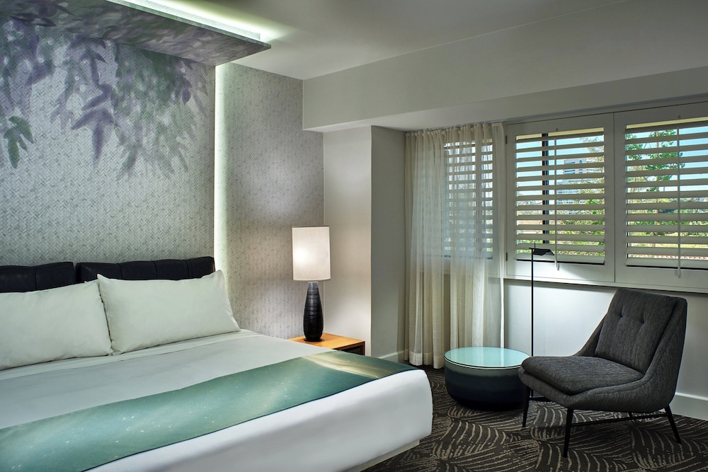 W Los Angeles - West Beverly Hills — Hotel rooms in Los Angeles, California