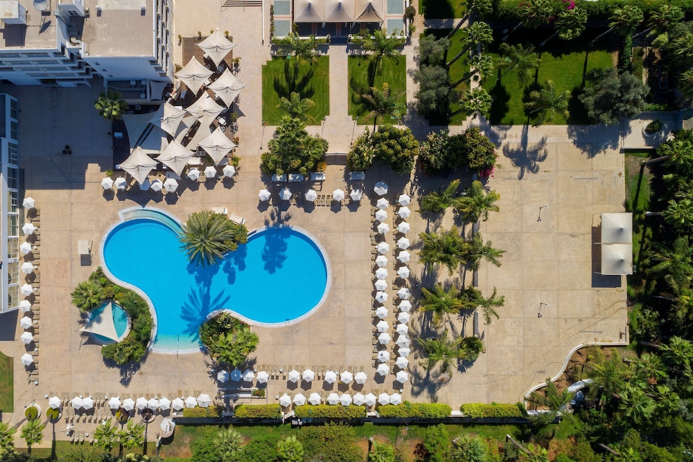 Hilton Nicosia - zdjęcie 3