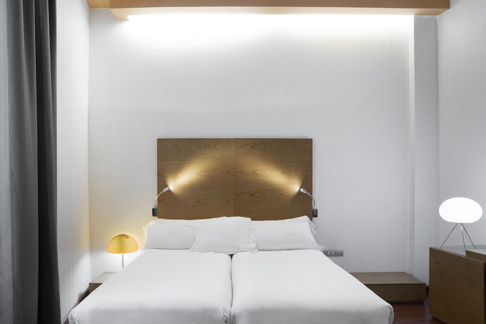 Petit Palace Plaza Malaga Hotel - zdjęcie 3