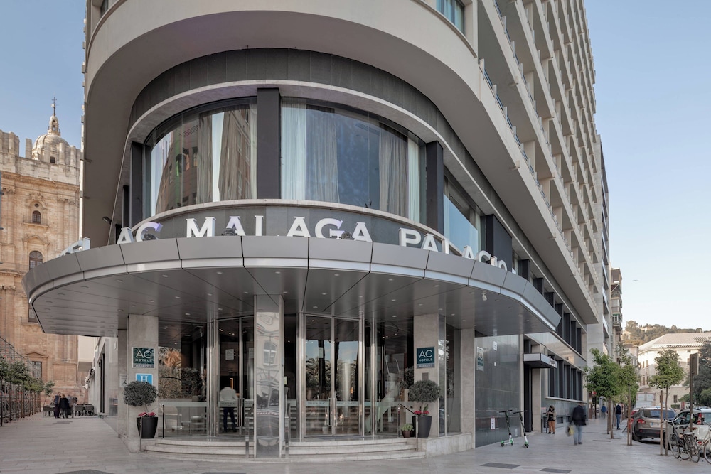 AC Hotel by Marriott Málaga Palacio — Hotel building in Malaga, Andalusia