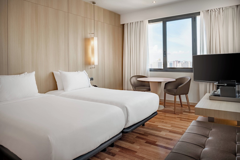 AC Hotel by Marriott Málaga Palacio — Hotel rooms in Malaga, Andalusia