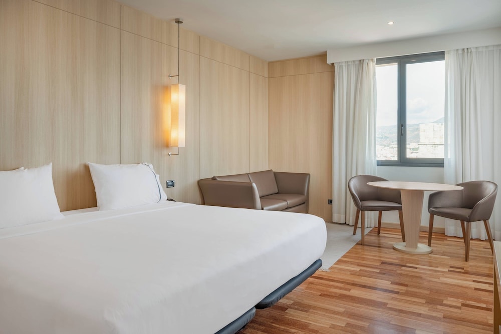 AC Hotel by Marriott Málaga Palacio — Hotel rooms in Malaga, Andalusia
