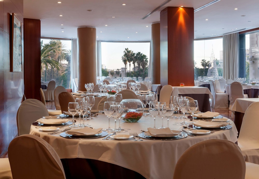AC Hotel by Marriott Málaga Palacio — Restaurant & bars in Malaga, Andalusia