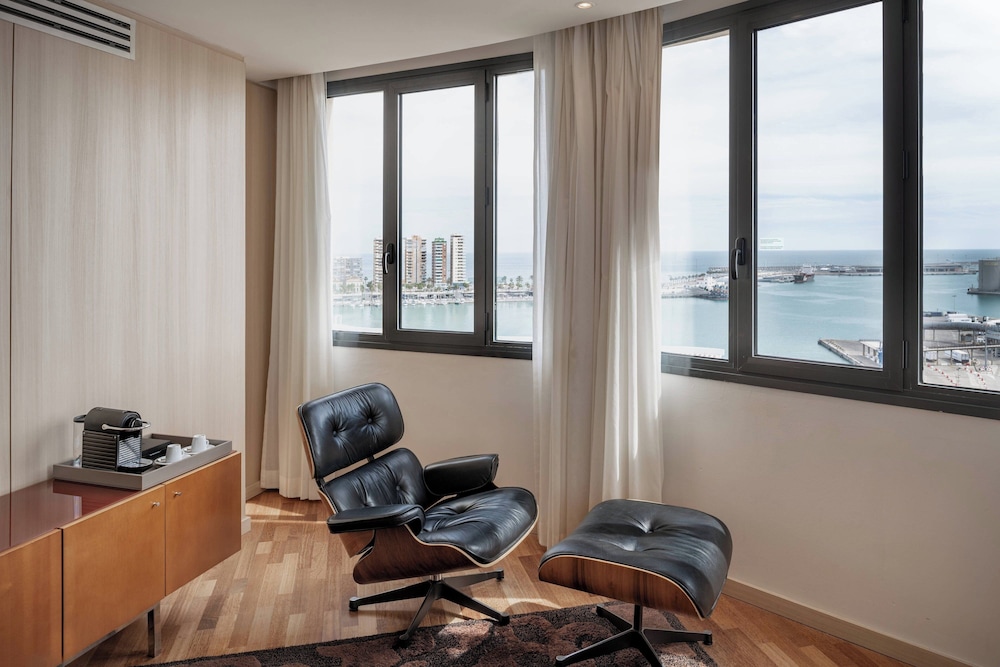 AC Hotel by Marriott Málaga Palacio — Hotel rooms in Malaga, Andalusia