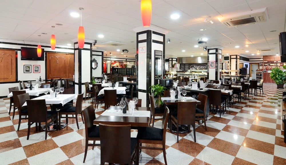 Aparthotel Nuriasol — Restaurant & bars in Fuengirola, Andalusia