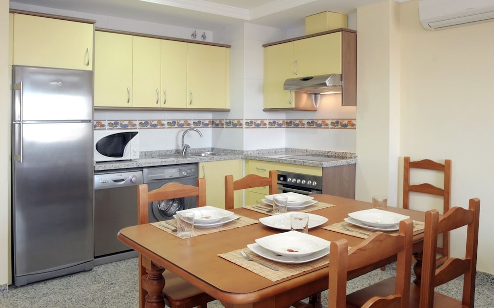 Aparthotel Nuriasol — Restaurant & bars in Fuengirola, Andalusia