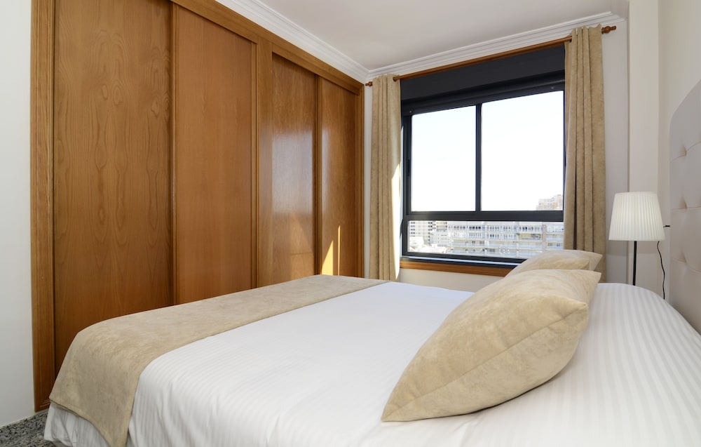 Aparthotel Nuriasol — Hotel rooms in Fuengirola, Andalusia