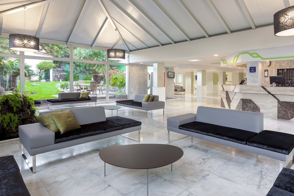 Parque Vacacional Eden — Shared spaces in Puerto de la Cruz, Canary Islands