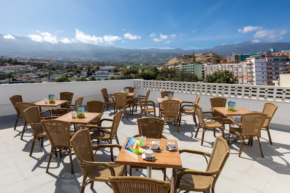 Parque Vacacional Eden — Restaurant in Puerto de la Cruz, Canary Islands