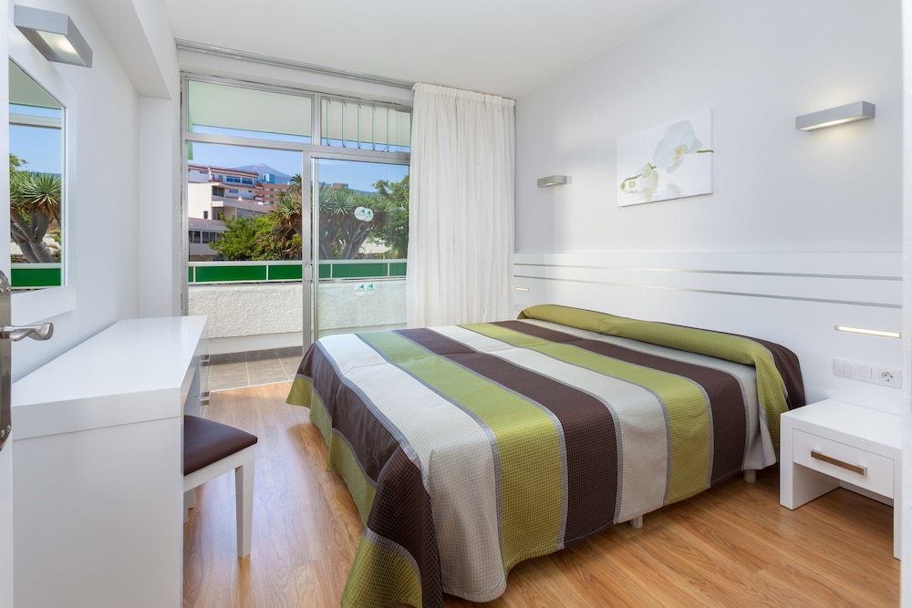 Parque Vacacional Eden — Rooms in Puerto de la Cruz, Canary Islands