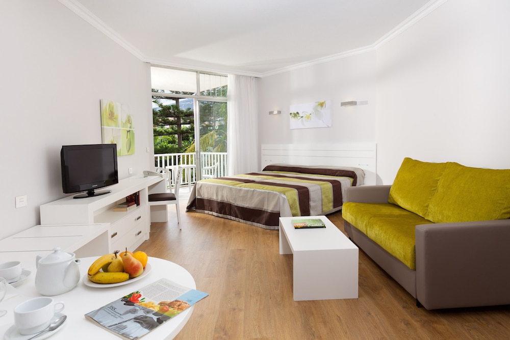 Parque Vacacional Eden — Rooms in Puerto de la Cruz, Canary Islands