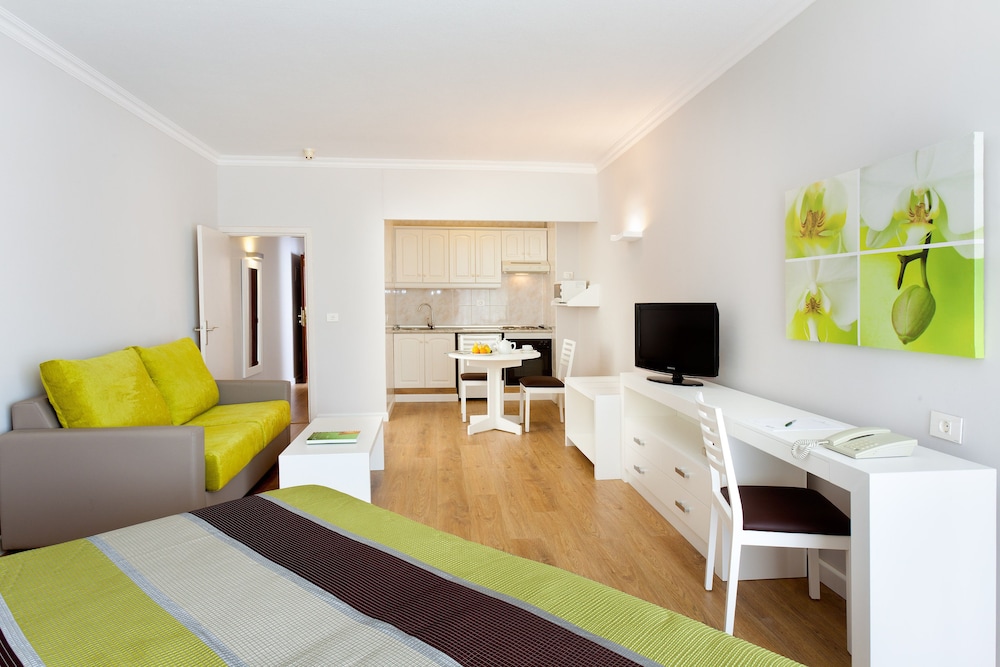 Parque Vacacional Eden — Rooms in Puerto de la Cruz, Canary Islands