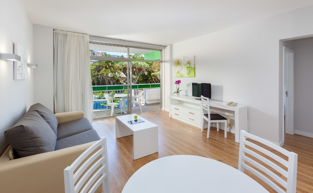 Parque Vacacional Eden — Rooms in Puerto de la Cruz, Canary Islands
