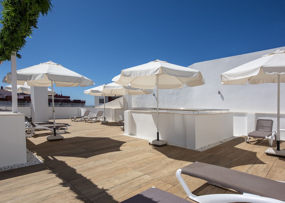 Hotel Toboso Chaparil — Hotel building in Nerja, Andalusia